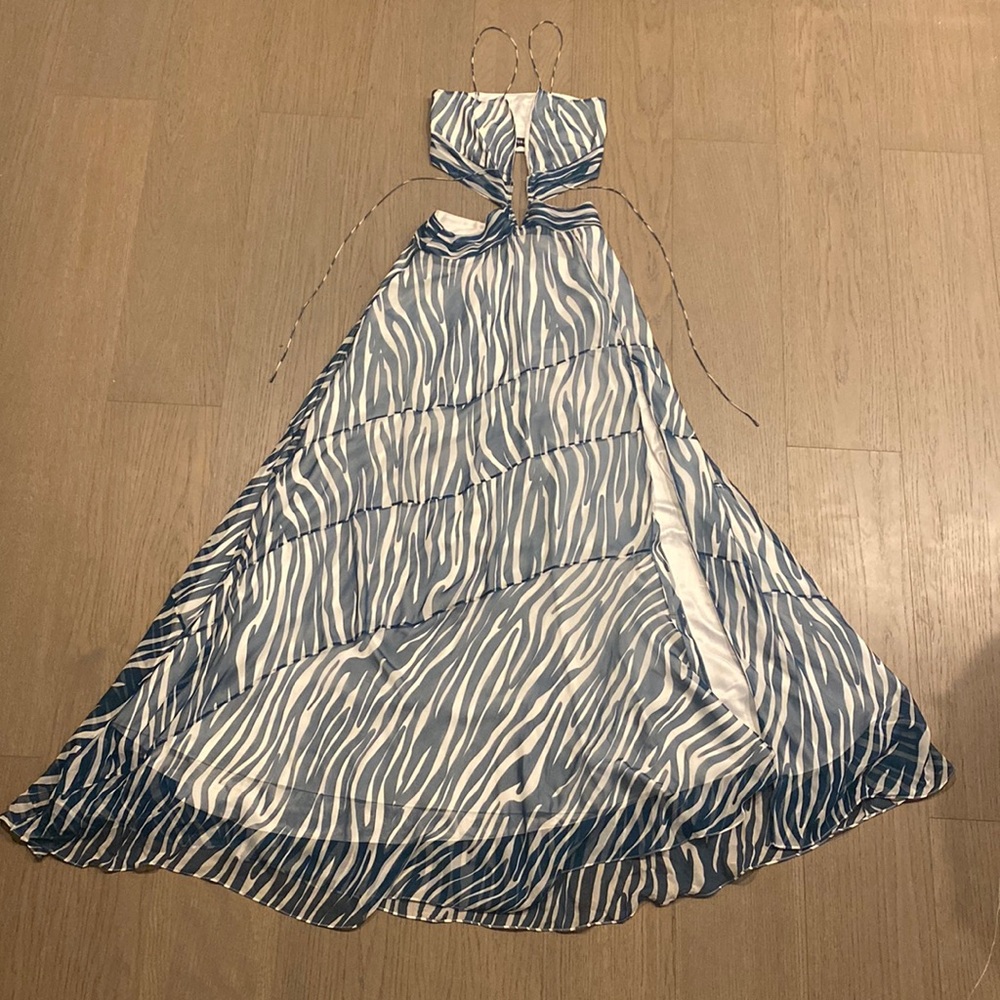 Retrofete *LIMITED EDITION* Blue and White Zebra Maxi Flowy Dress - Size S